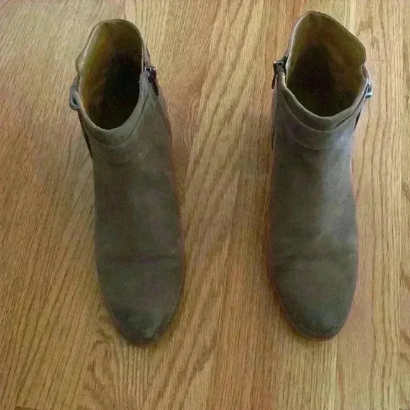 Nine West Willito Taupe Leather Tassel Ankle Bootie - Picture 3 of 11